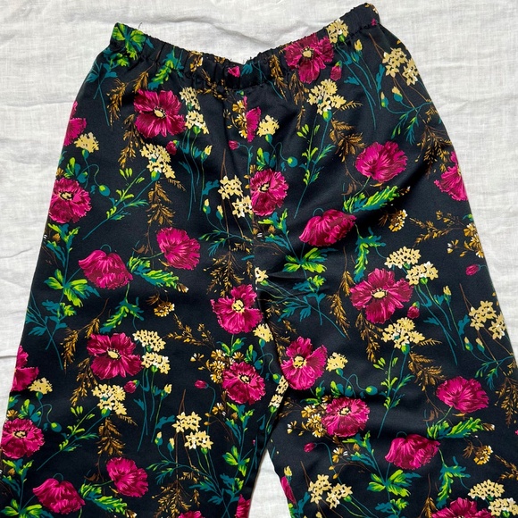 Vintage High-Waisted Floral Wide-Leg Pants - Picture 2 of 3